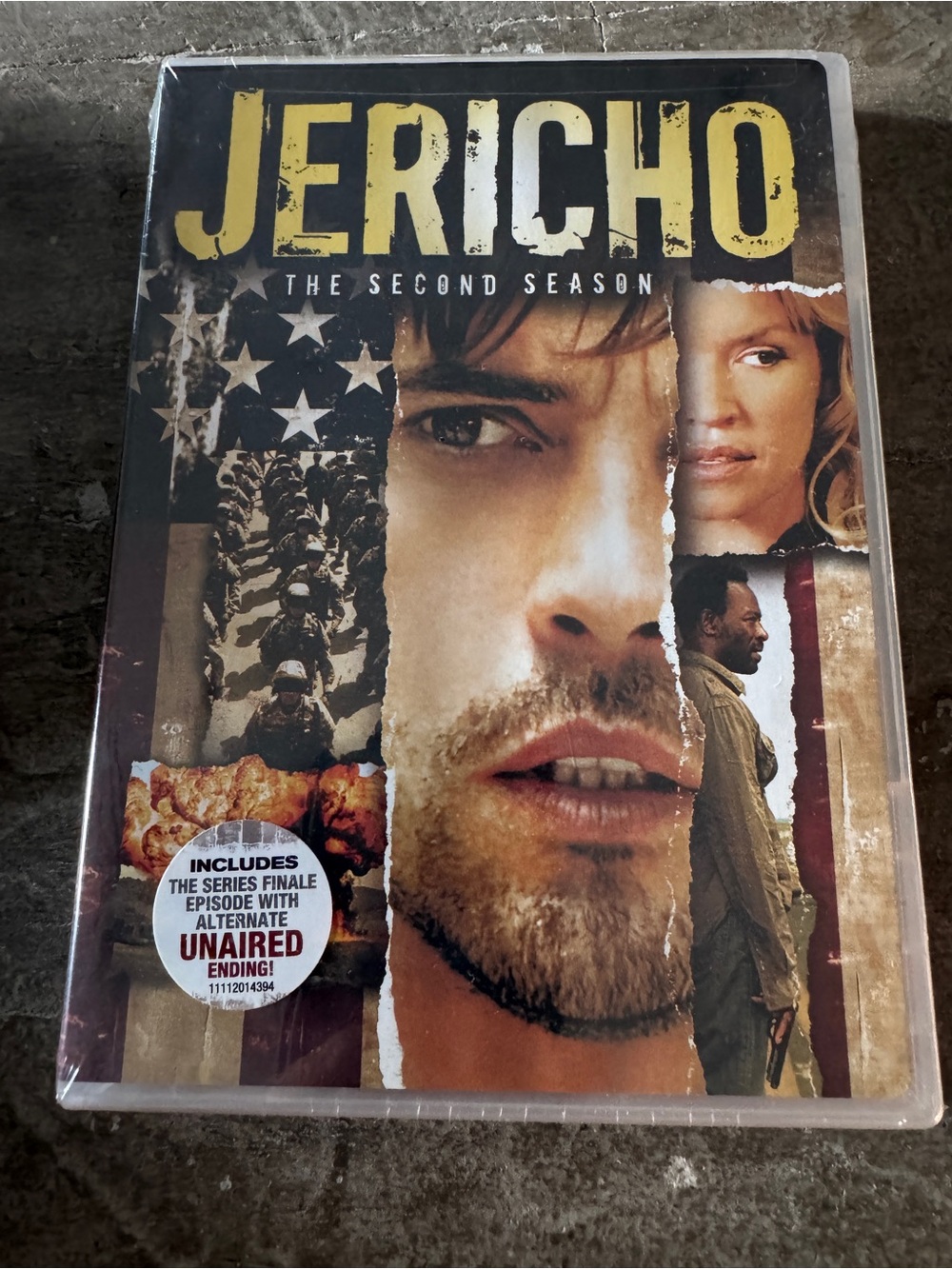 Jericho DVD Box Set - First & Second Season - Picture 2 of 5